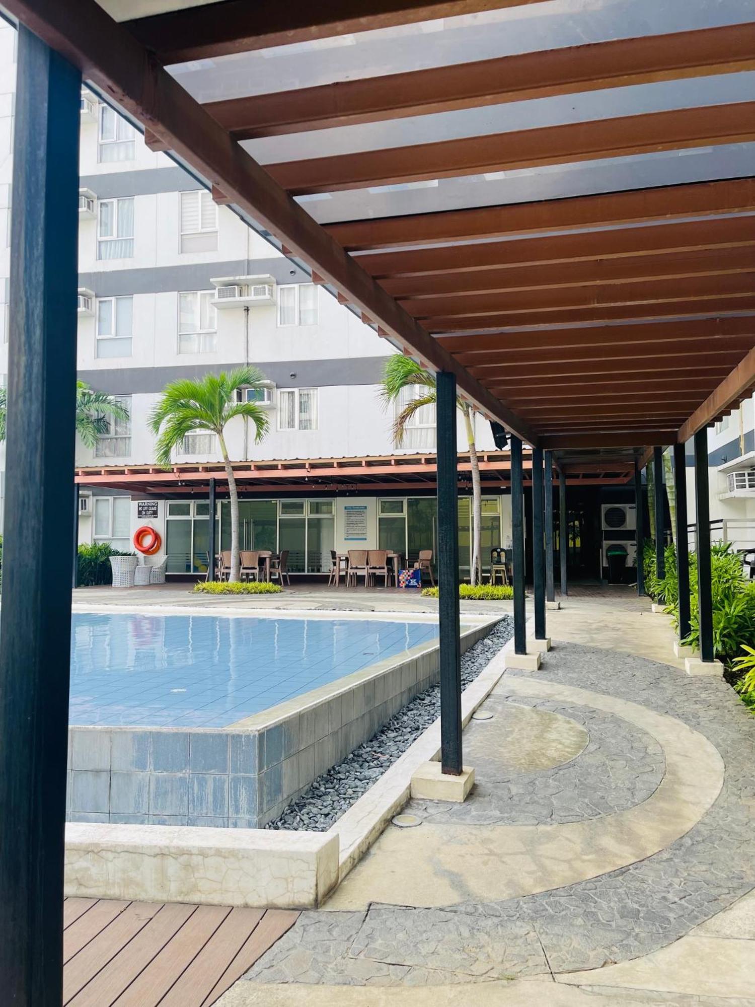 2-Bedroom Condo Unit With Balcony At Centrio Tower Beside Ayala Centrio Mall Downtown Cdo Cagayán de Oro Extérieur photo