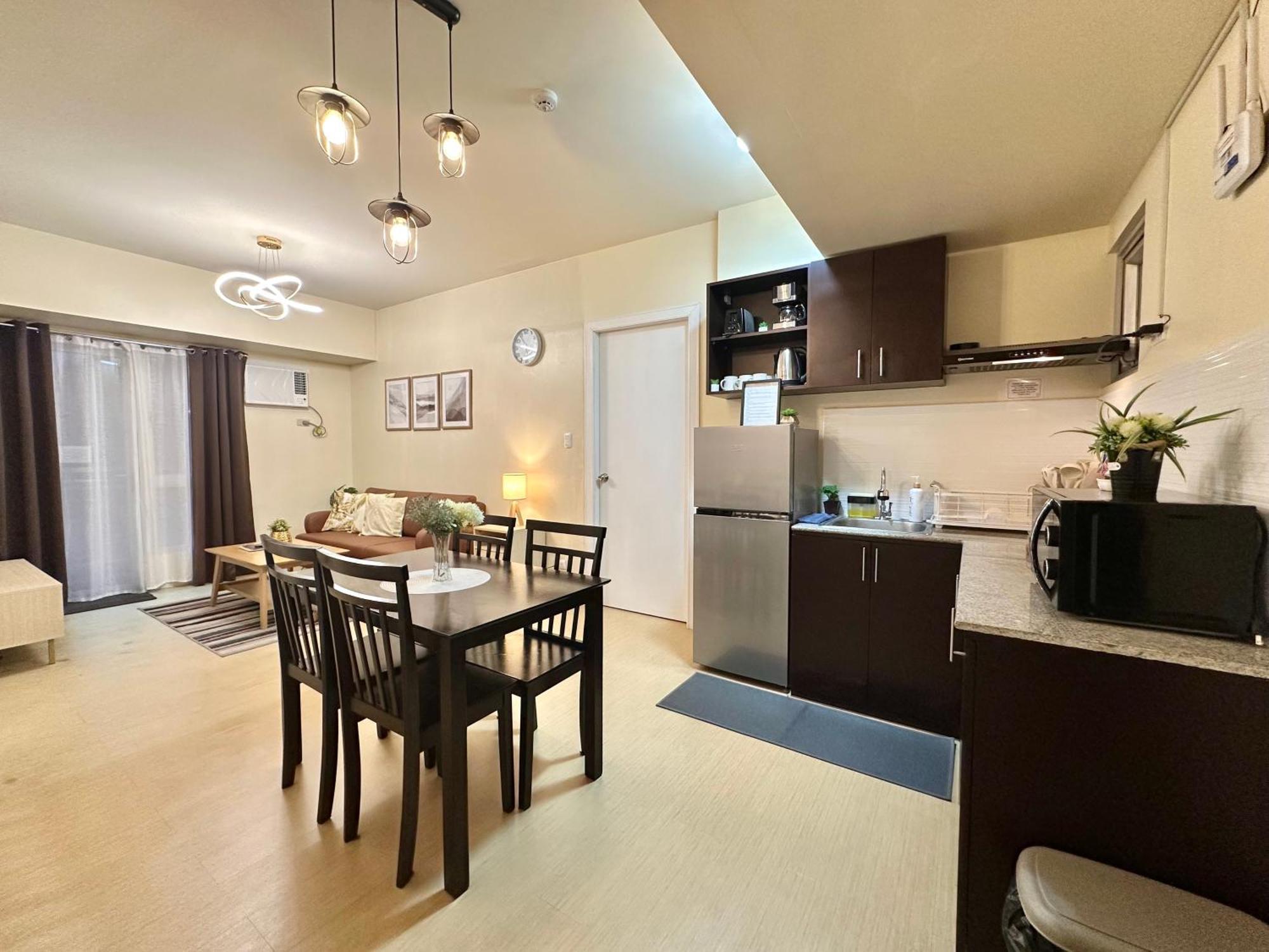 2-Bedroom Condo Unit With Balcony At Centrio Tower Beside Ayala Centrio Mall Downtown Cdo Cagayán de Oro Extérieur photo