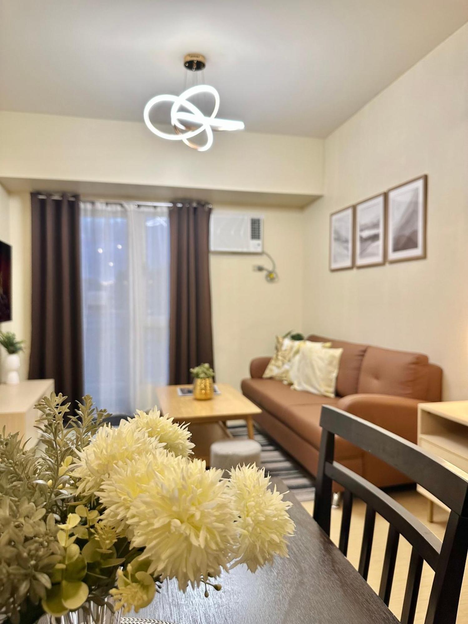 2-Bedroom Condo Unit With Balcony At Centrio Tower Beside Ayala Centrio Mall Downtown Cdo Cagayán de Oro Extérieur photo
